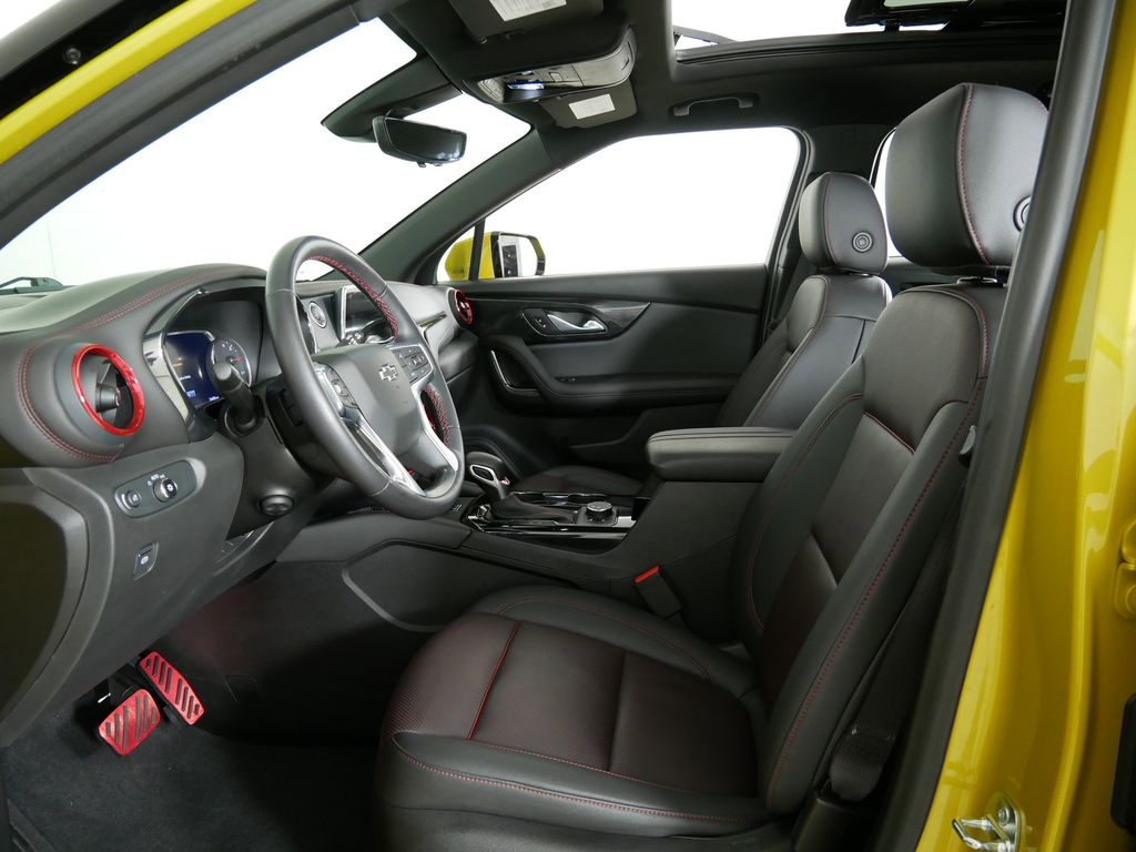 2022 Chevrolet Blazer RS 30
