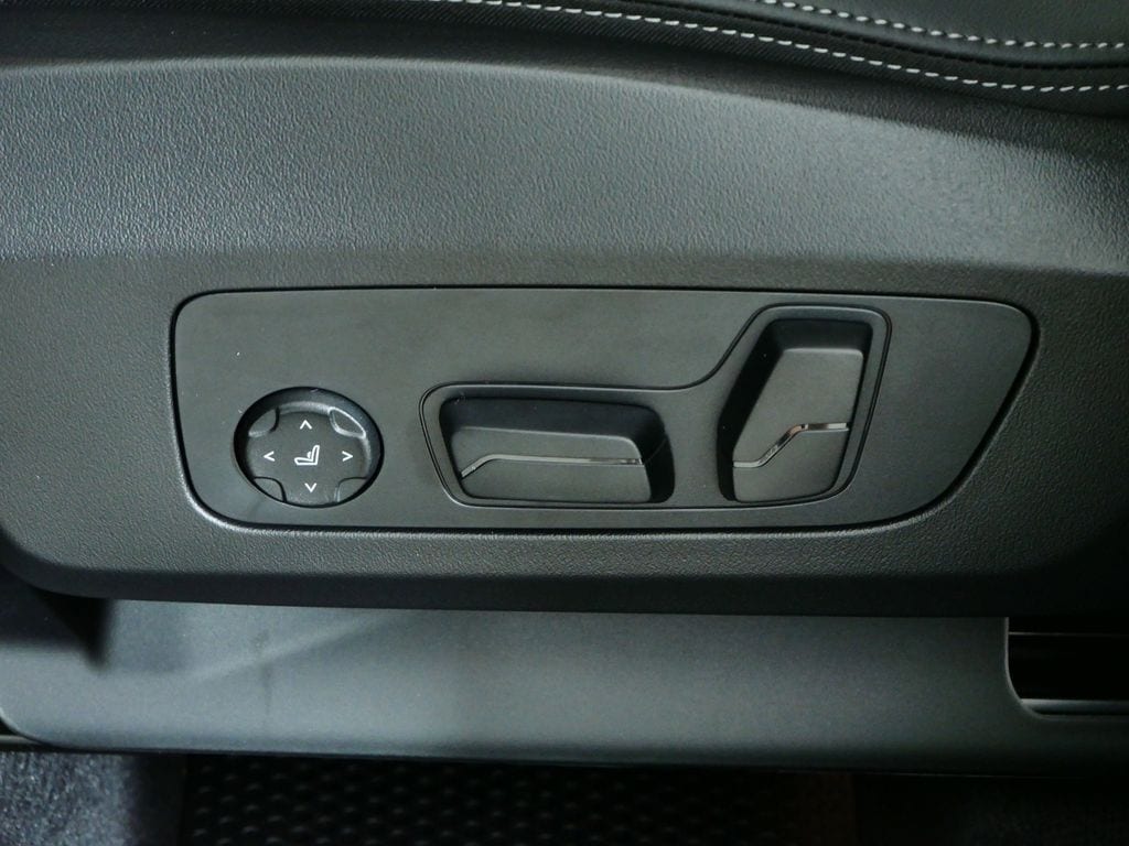 Thumbnail: 2026 BMW X1 - 31