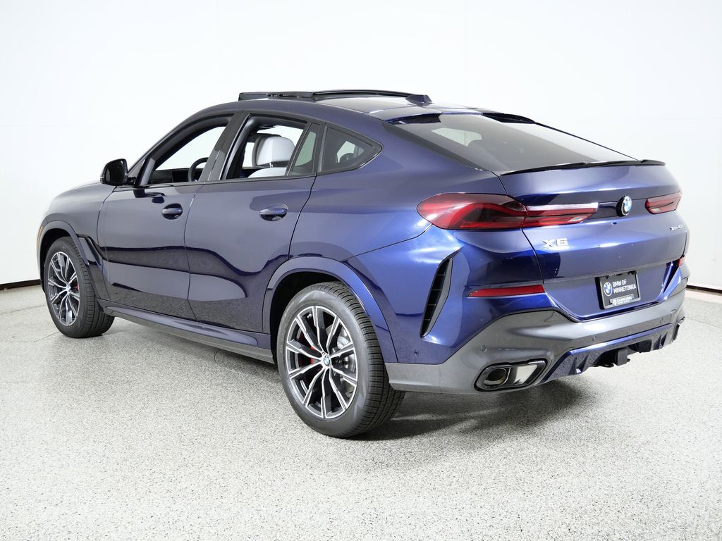 Thumbnail: 2026 BMW X6 - 14