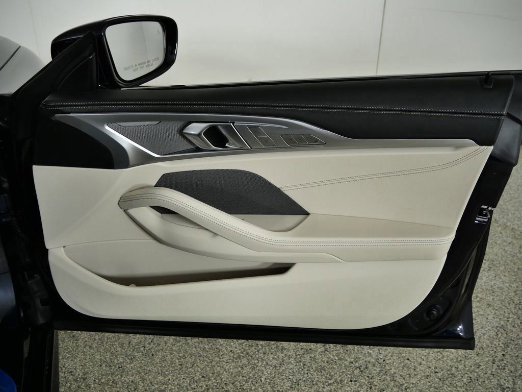 Thumbnail: 2026 BMW 8 Series - 20