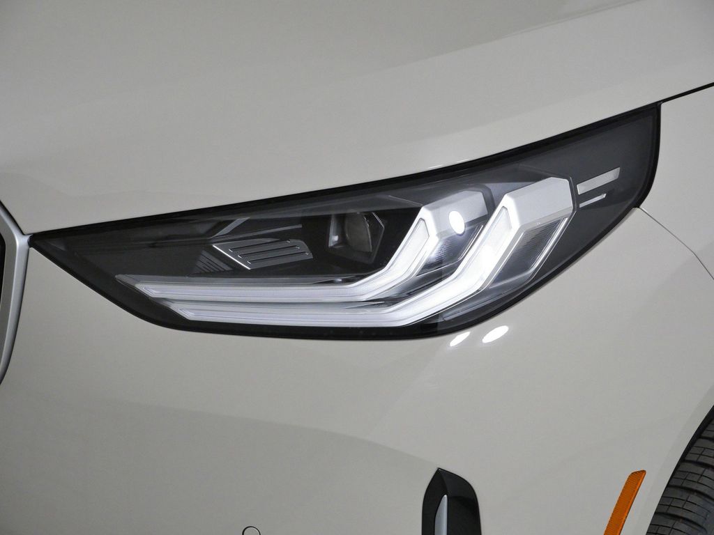 Thumbnail: 2026 BMW X3 - 3