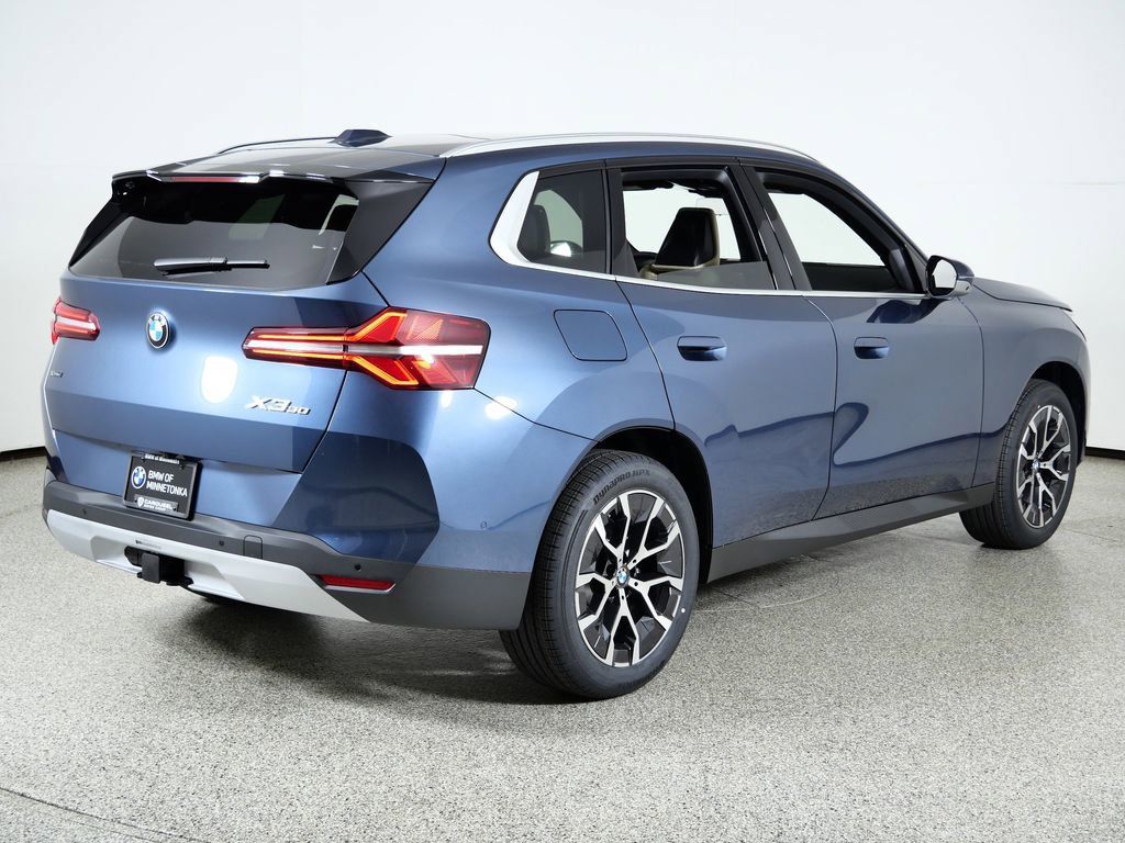 Thumbnail: 2026 BMW X3 - 11