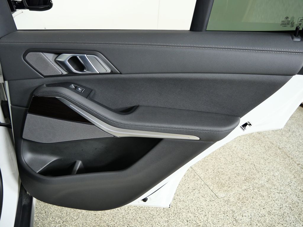 Thumbnail: 2020 BMW X5 - 25