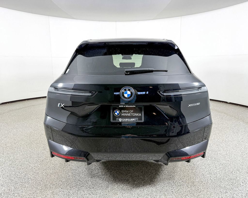 Thumbnail: 2025 BMW iX - 14