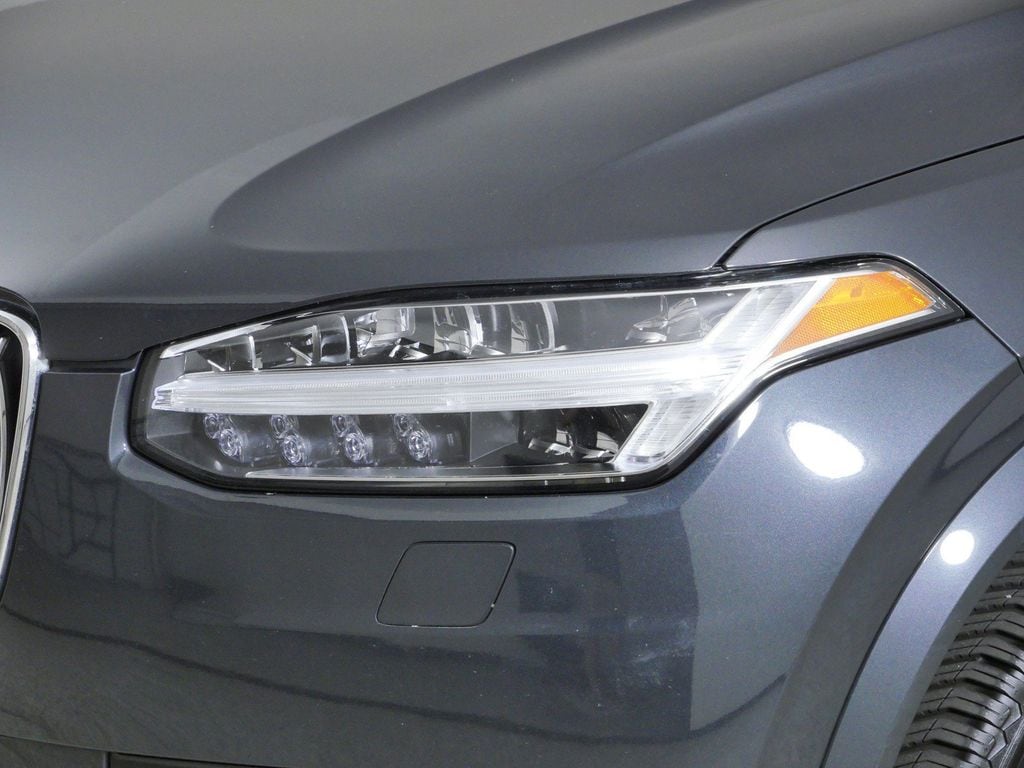 Thumbnail: 2022 Volvo XC90 - 3
