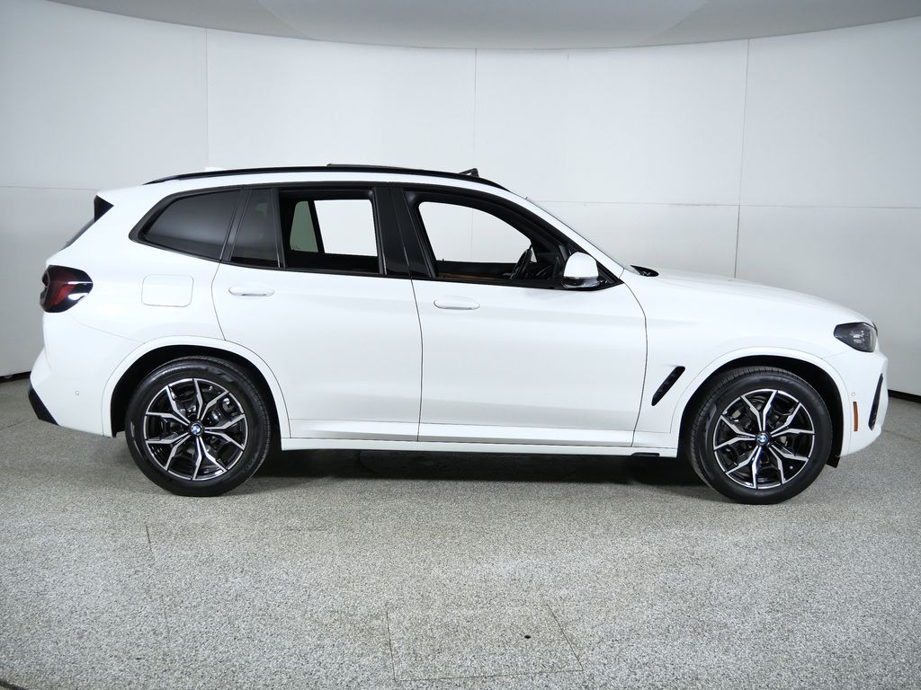 Thumbnail: 2024 BMW X3 - 10