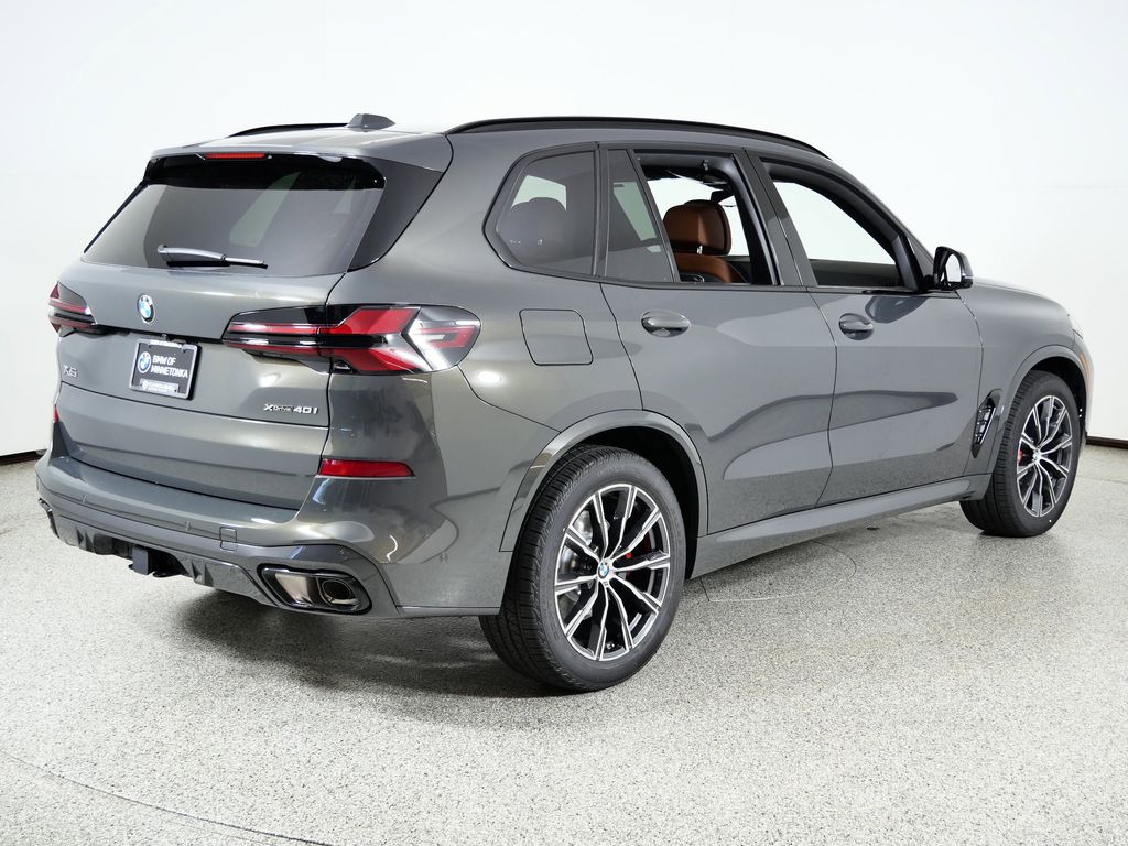 Thumbnail: 2026 BMW X5 - 9