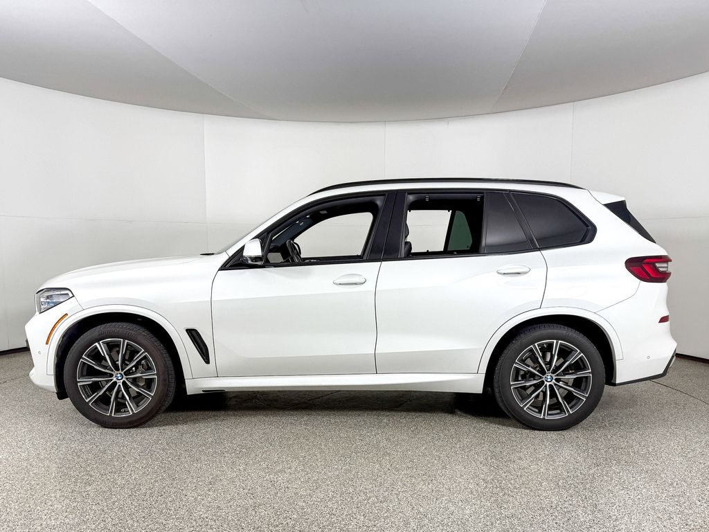 Thumbnail: 2023 BMW X5 - 6