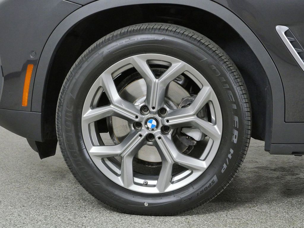 Thumbnail: 2024 BMW X3 - 20