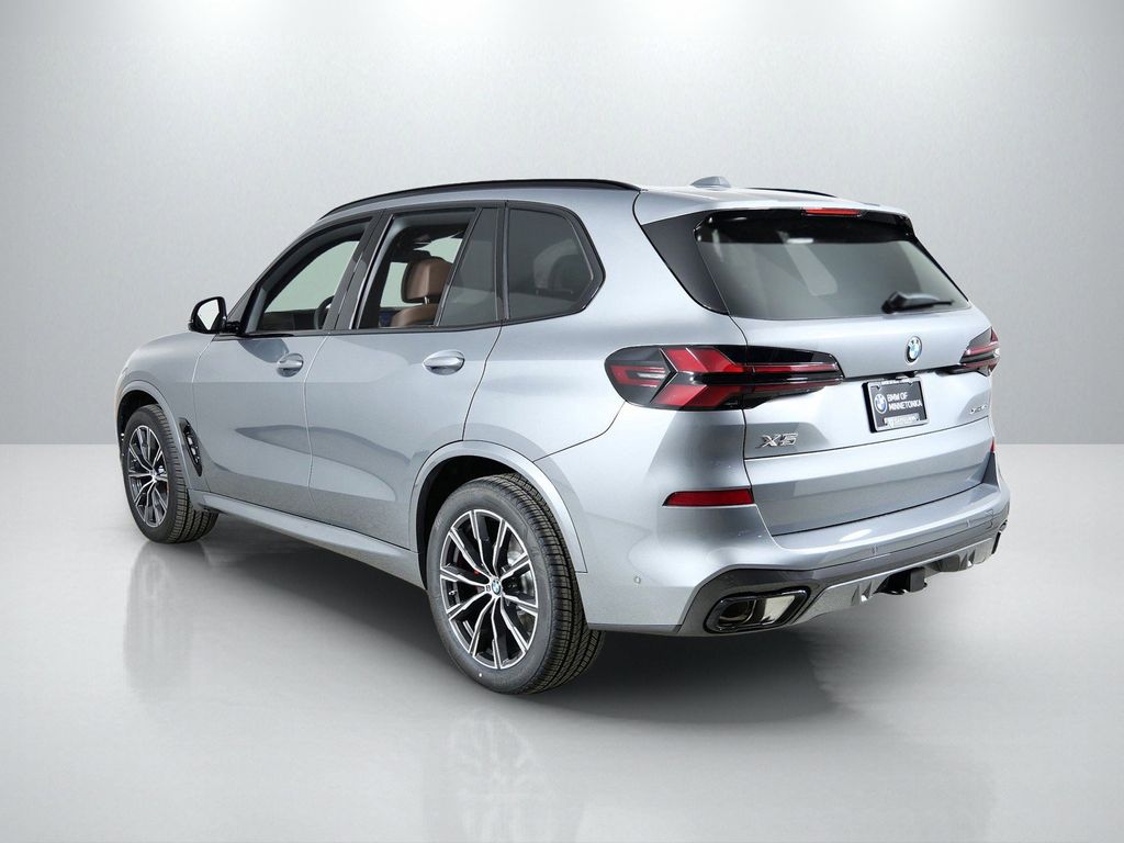 Thumbnail: 2026 BMW X5 - 14