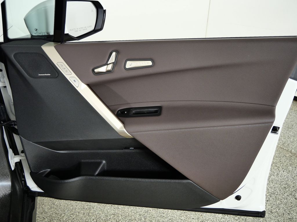 Thumbnail: 2025 BMW iX - 24