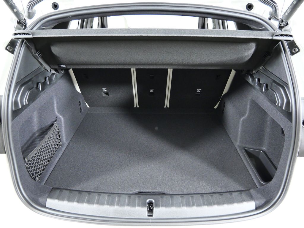 Thumbnail: 2026 BMW X1 - 26