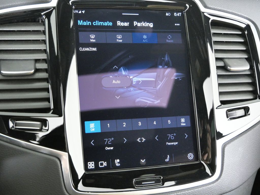 Thumbnail: 2024 Volvo XC90 - 43