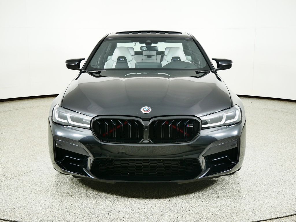 Thumbnail: 2023 BMW M5 - 5