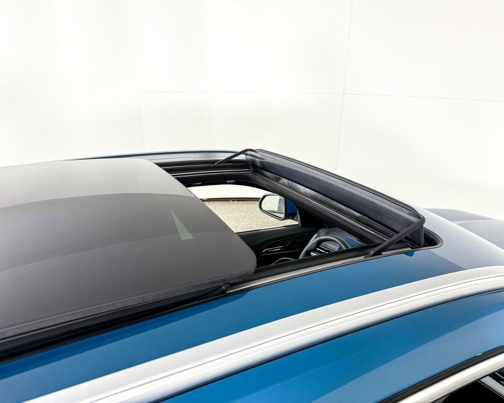 Thumbnail: 2025 BMW X1 - 19