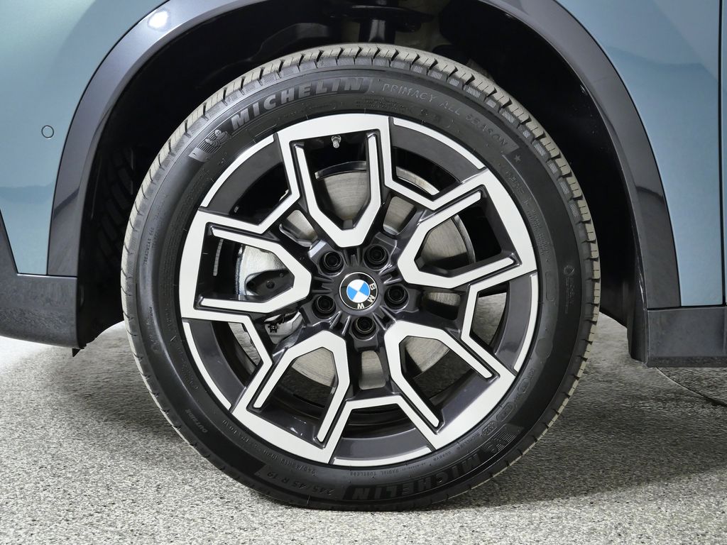 Thumbnail: 2026 BMW X1 - 17