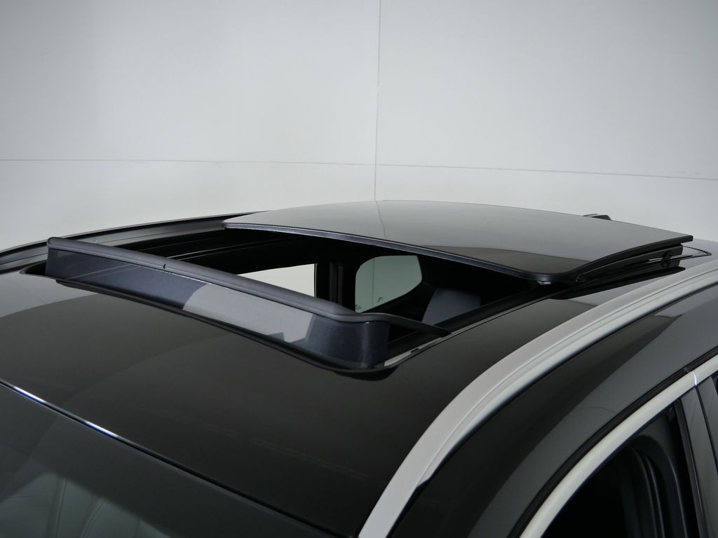 Thumbnail: 2026 BMW X1 - 18