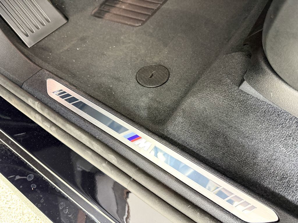 Thumbnail: 2026 BMW X7 - 38