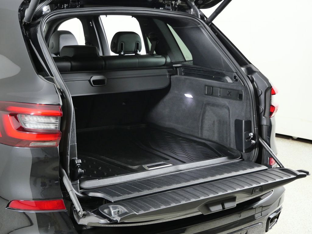 Thumbnail: 2023 BMW X5 - 33