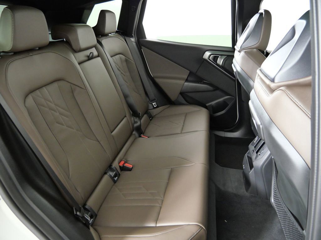 Thumbnail: 2026 BMW X3 - 28