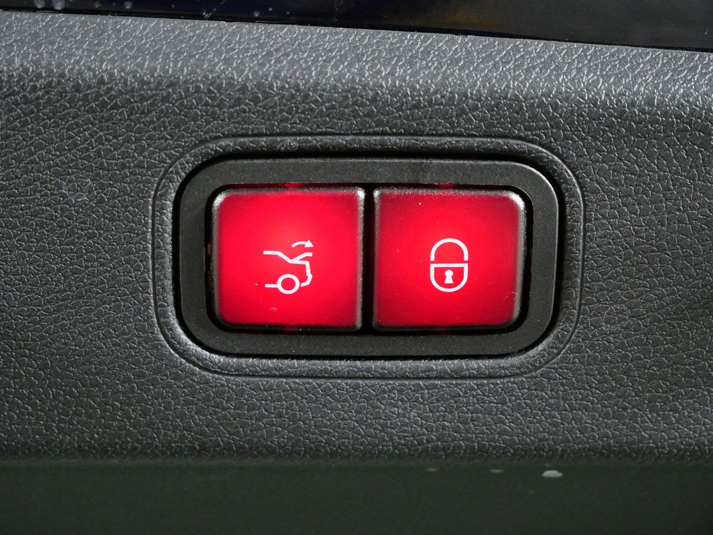 Thumbnail: 2019 Mercedes-Benz CLS - 29