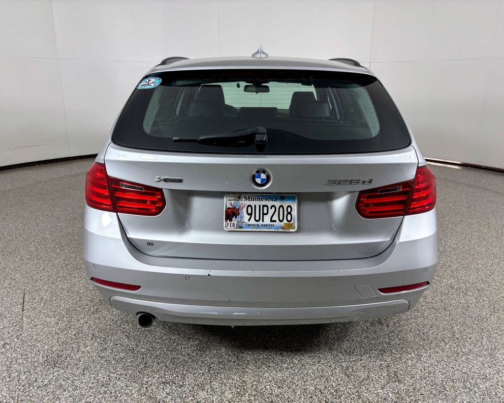 Thumbnail: 2014 BMW 3 Series - 6
