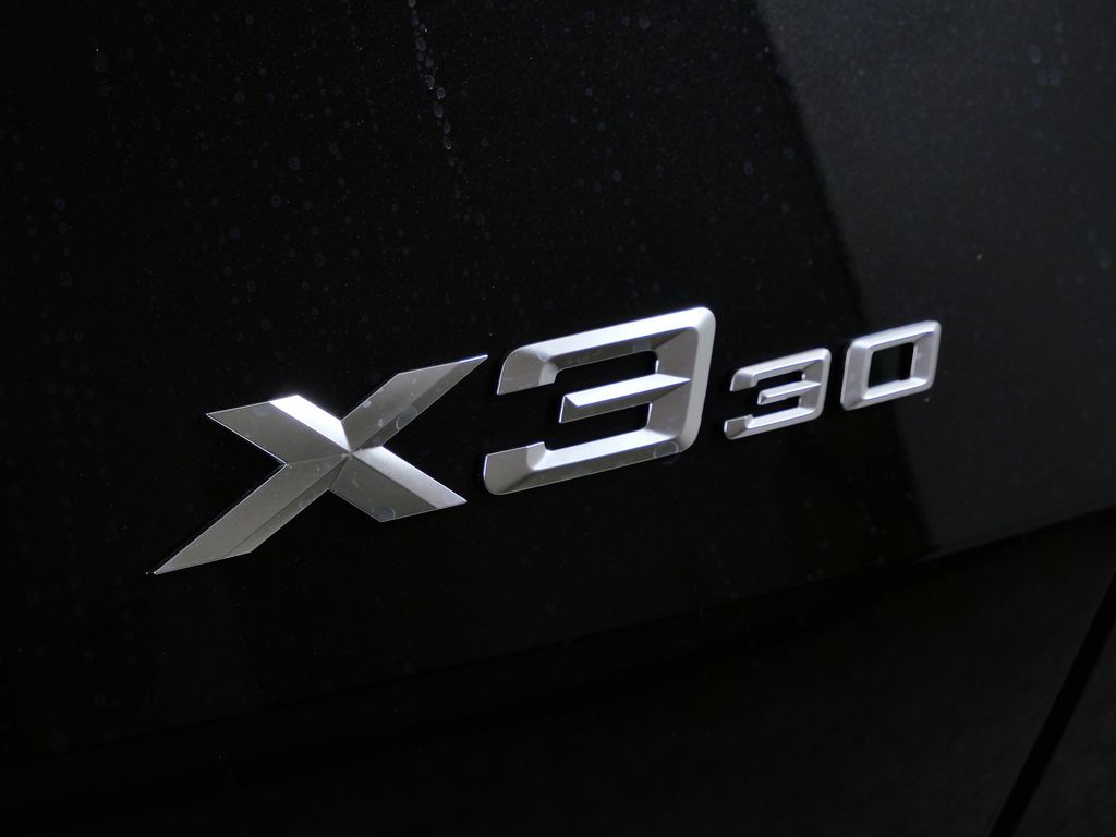 Thumbnail: 2026 BMW X3 - 12