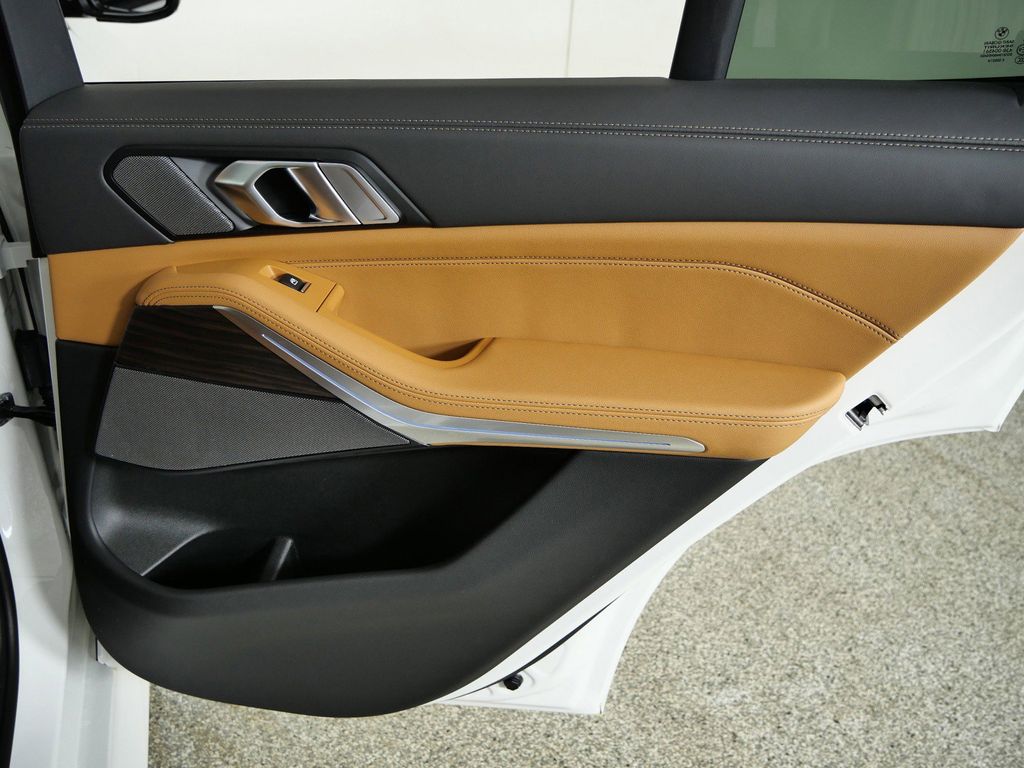 Thumbnail: 2026 BMW X5 - 25