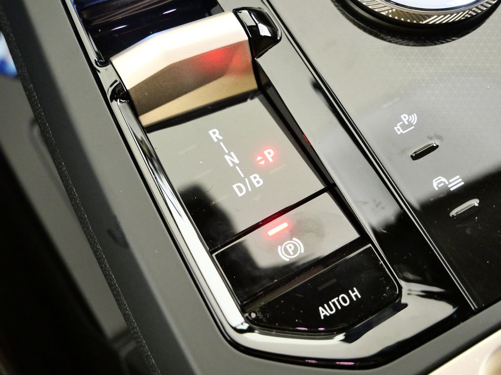 Thumbnail: 2026 BMW iX - 46