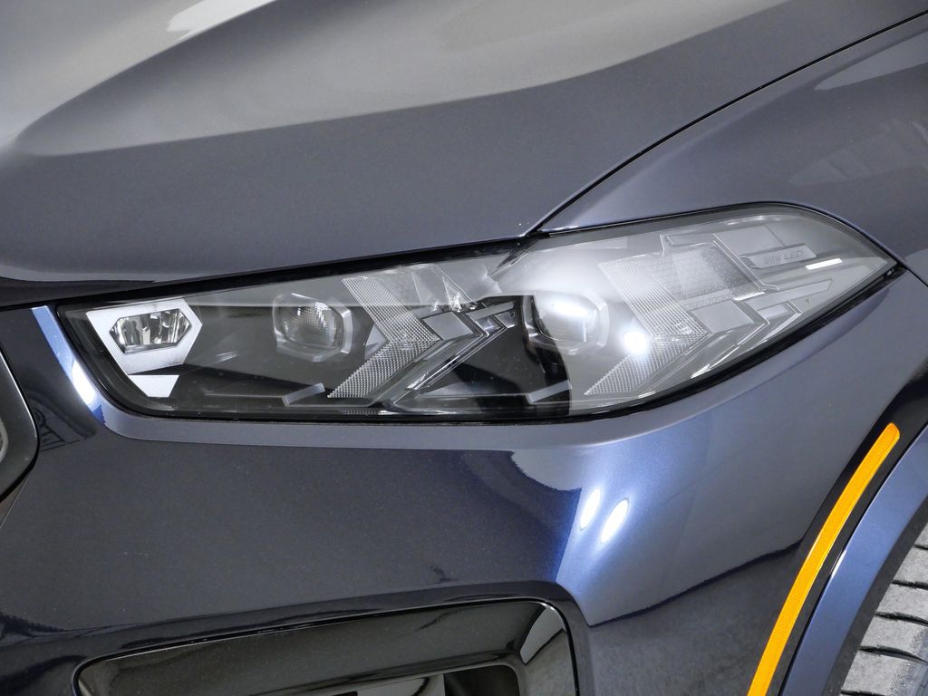 Thumbnail: 2026 BMW X5 - 3