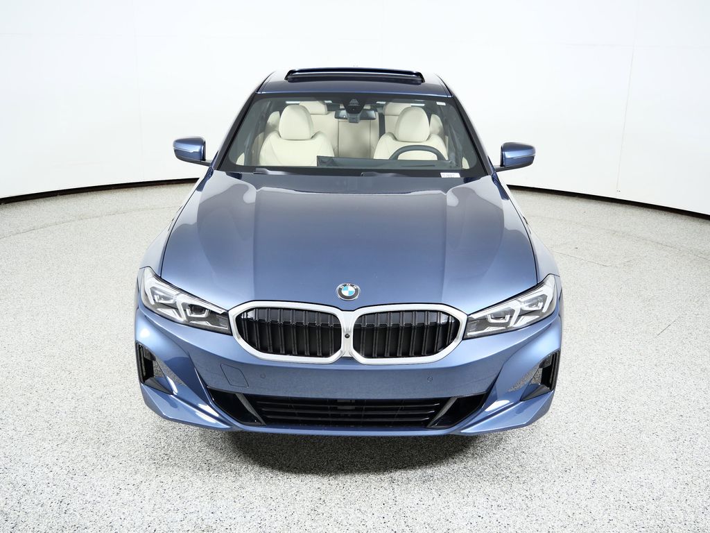 Thumbnail: 2026 BMW 3 Series - 16