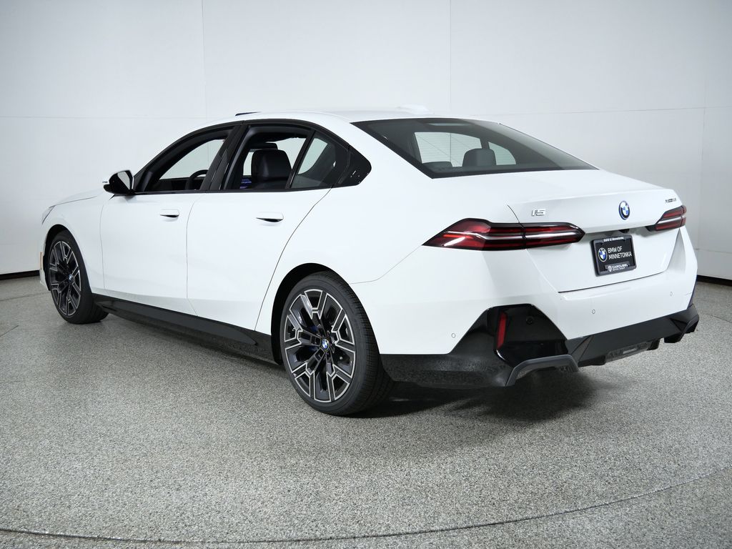 Thumbnail: 2026 BMW i5 - 14