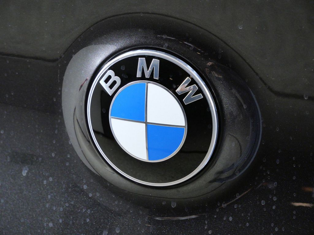 Thumbnail: 2026 BMW X3 - 11