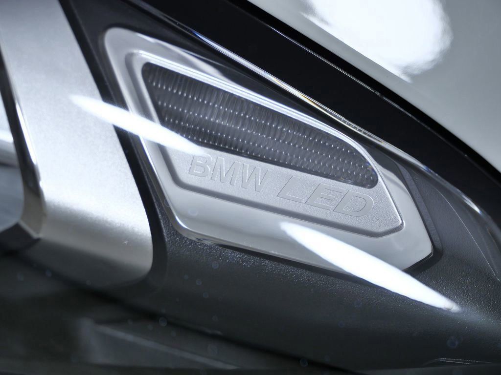 Thumbnail: 2026 BMW 3 Series - 5