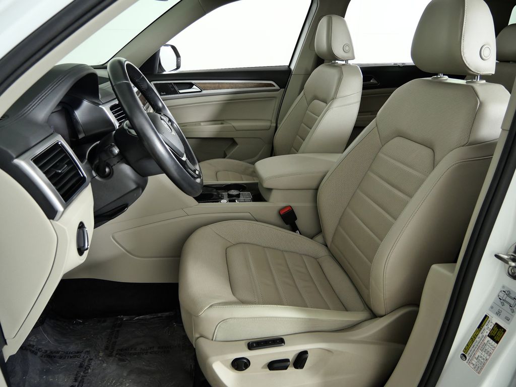 Thumbnail: 2018 Volkswagen Atlas - 34