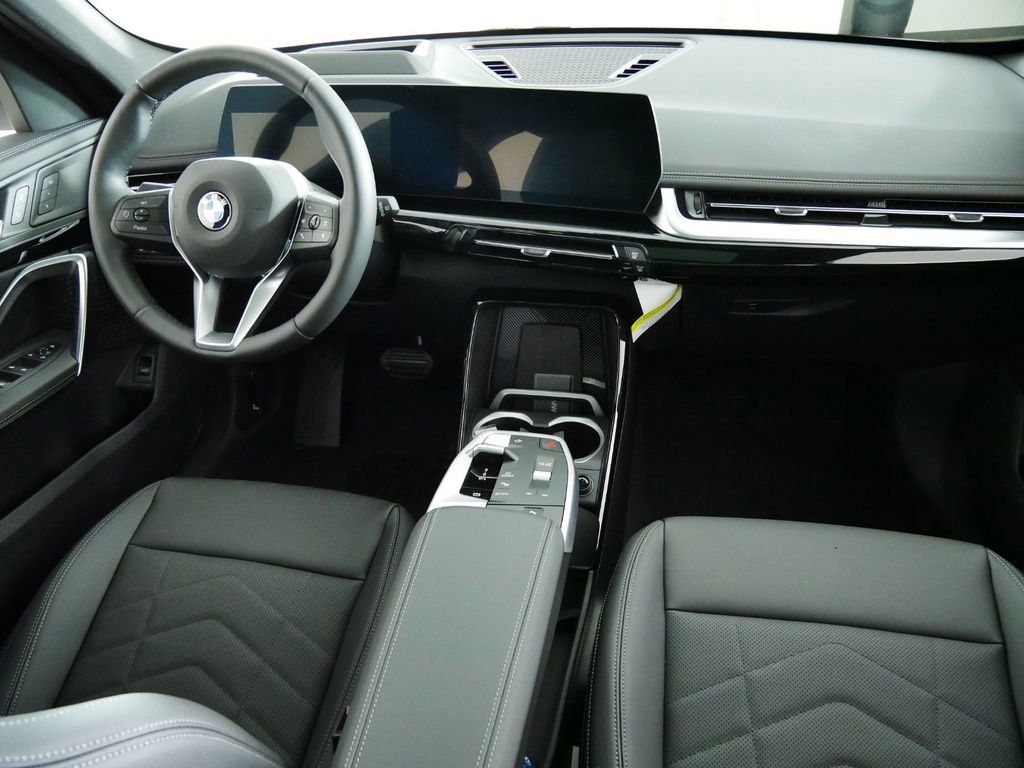 Thumbnail: 2025 BMW X1 - 8