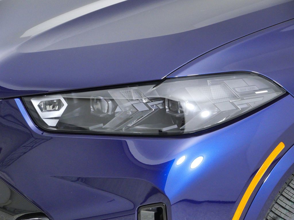 Thumbnail: 2026 BMW X5 - 3