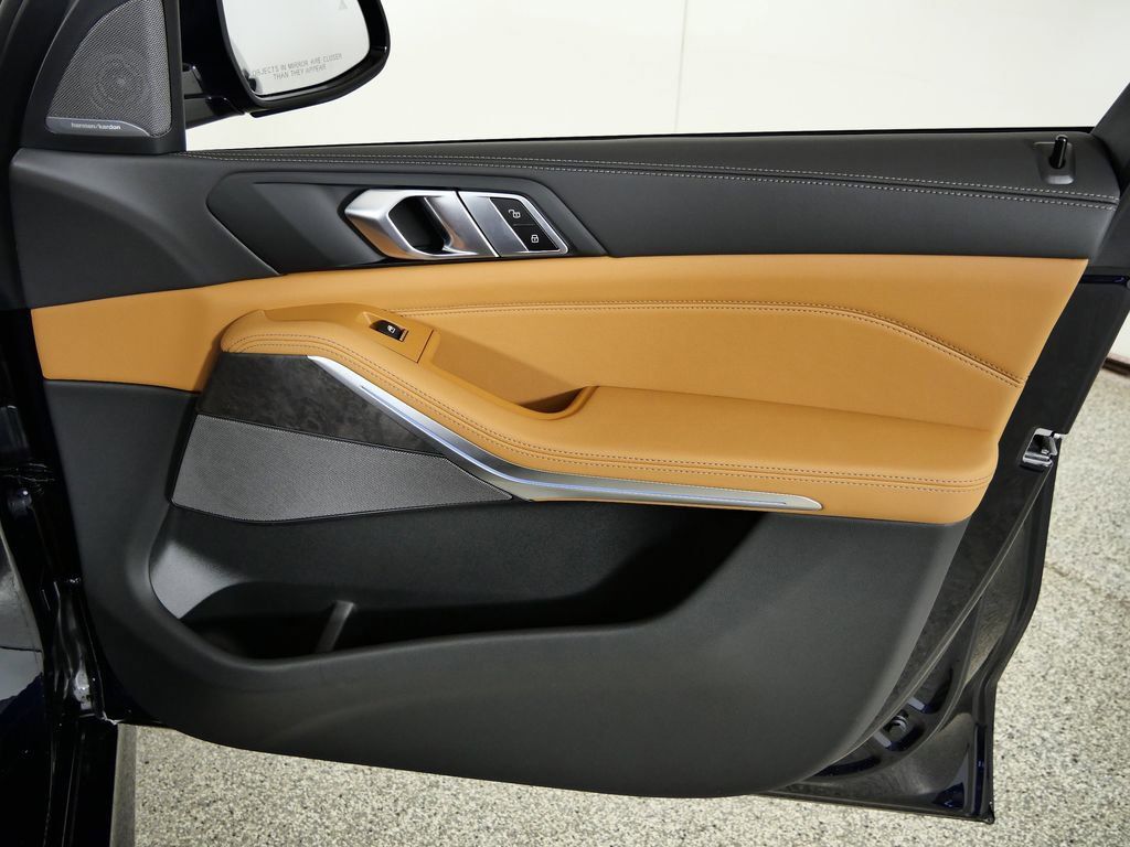 Thumbnail: 2026 BMW X5 - 21