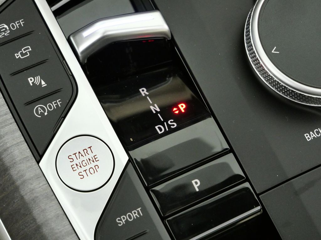 Thumbnail: 2026 BMW 3 Series - 46