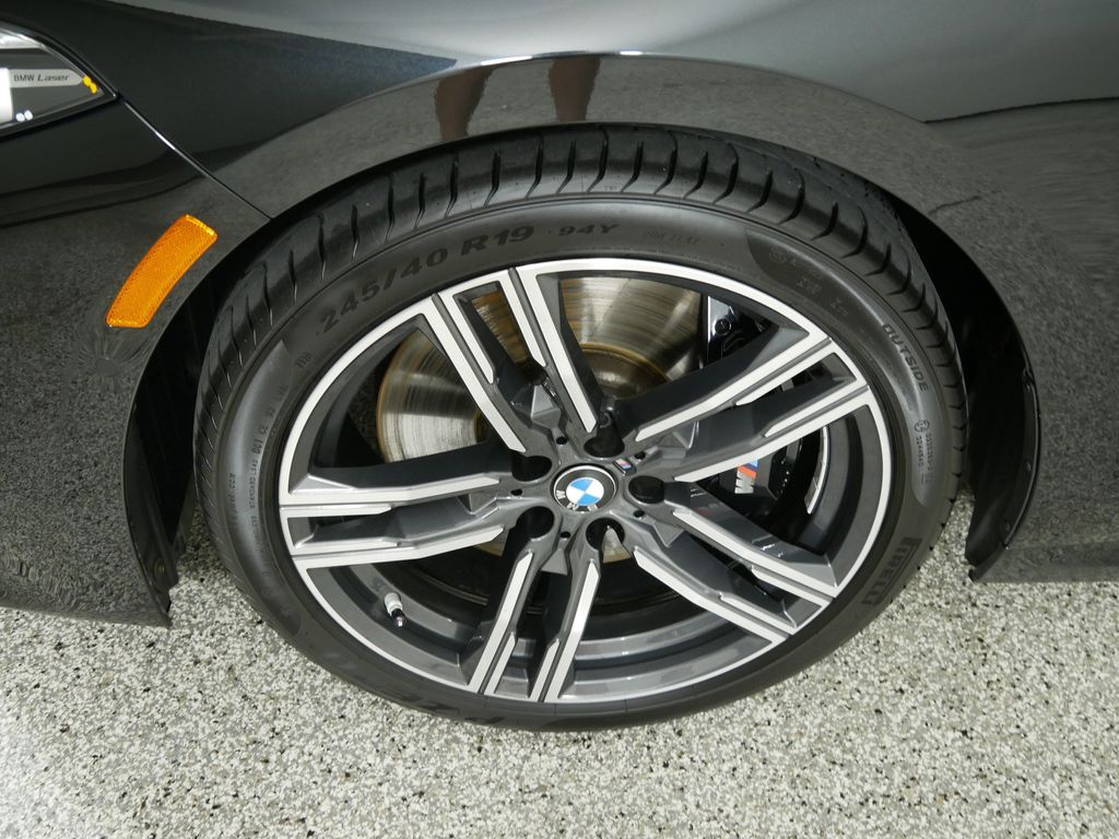 Thumbnail: 2022 BMW 8 Series - 20