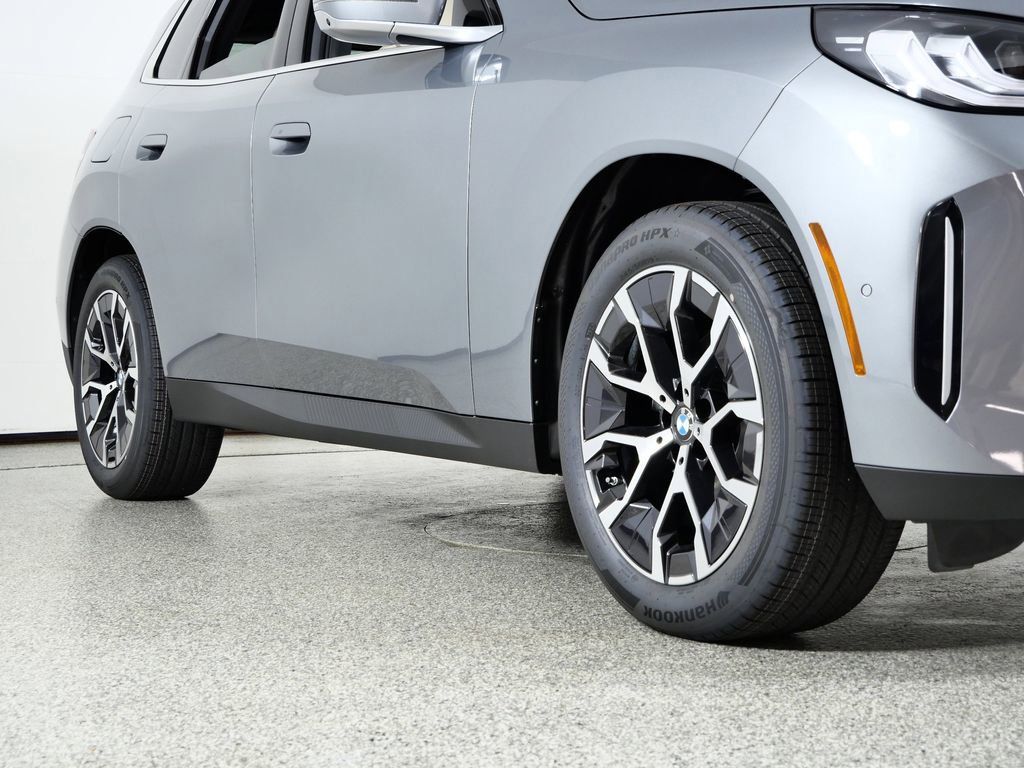 Thumbnail: 2026 BMW X3 - 8