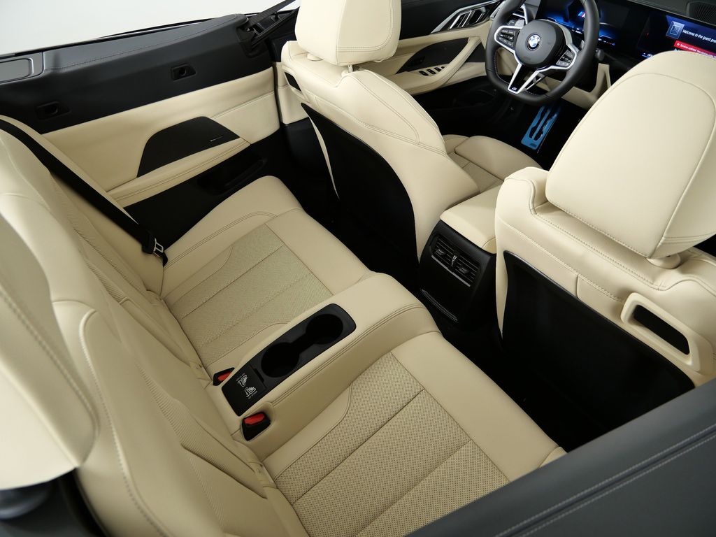 Thumbnail: 2026 BMW 4 Series - 26