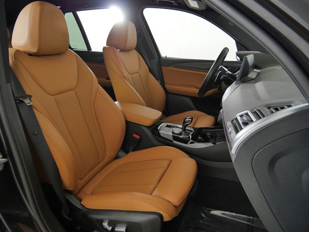 Thumbnail: 2023 BMW X3 - 26