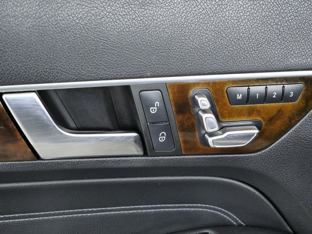 Thumbnail: 2014 Mercedes-Benz E-Class - 35