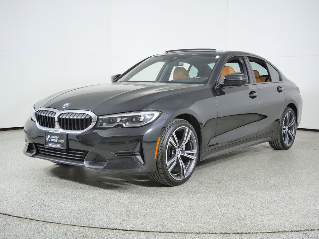 Thumbnail: 2022 BMW 3 Series - 1
