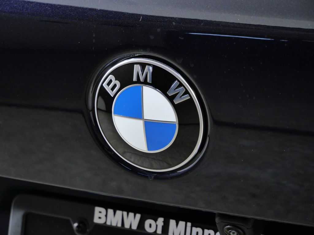 Thumbnail: 2026 BMW X5 - 11