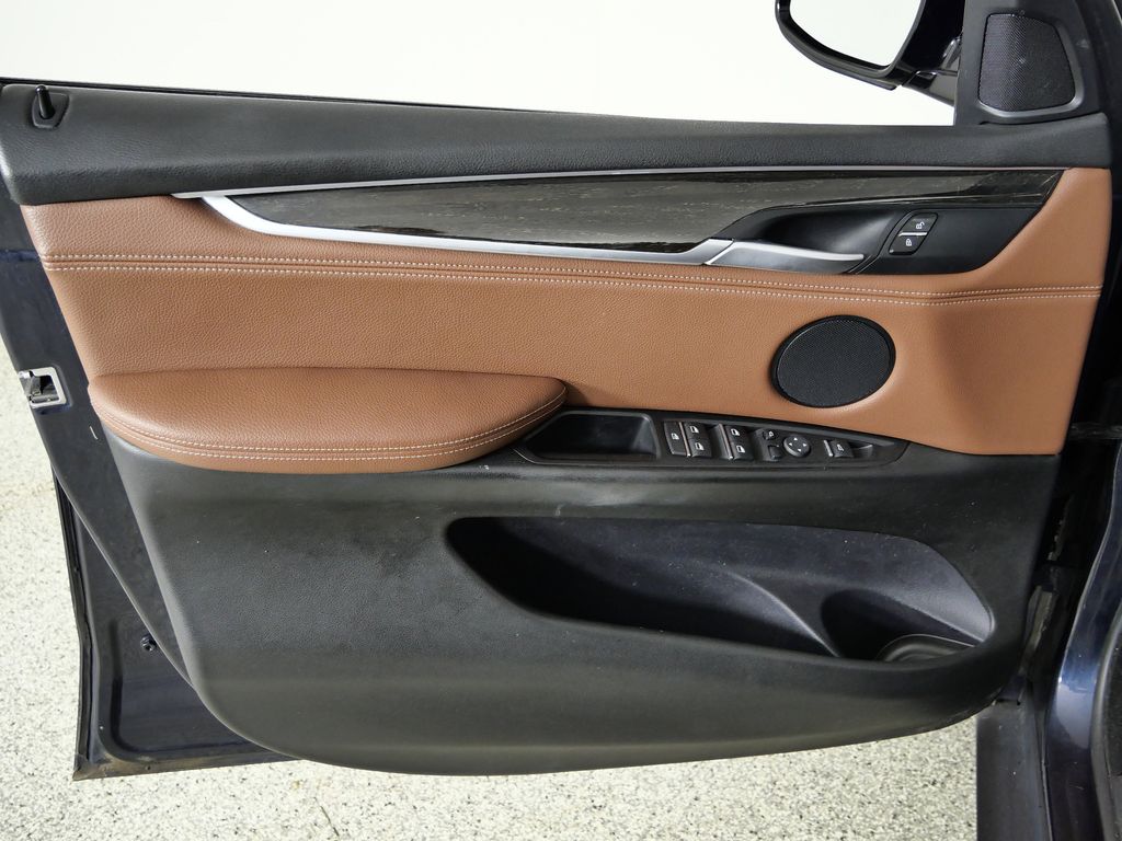 Thumbnail: 2018 BMW X5 - 34