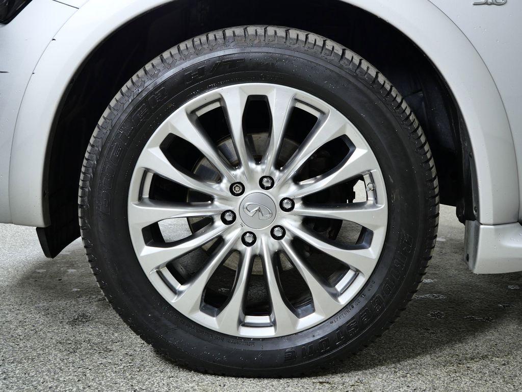 Thumbnail: 2015 INFINITI QX80 - 18