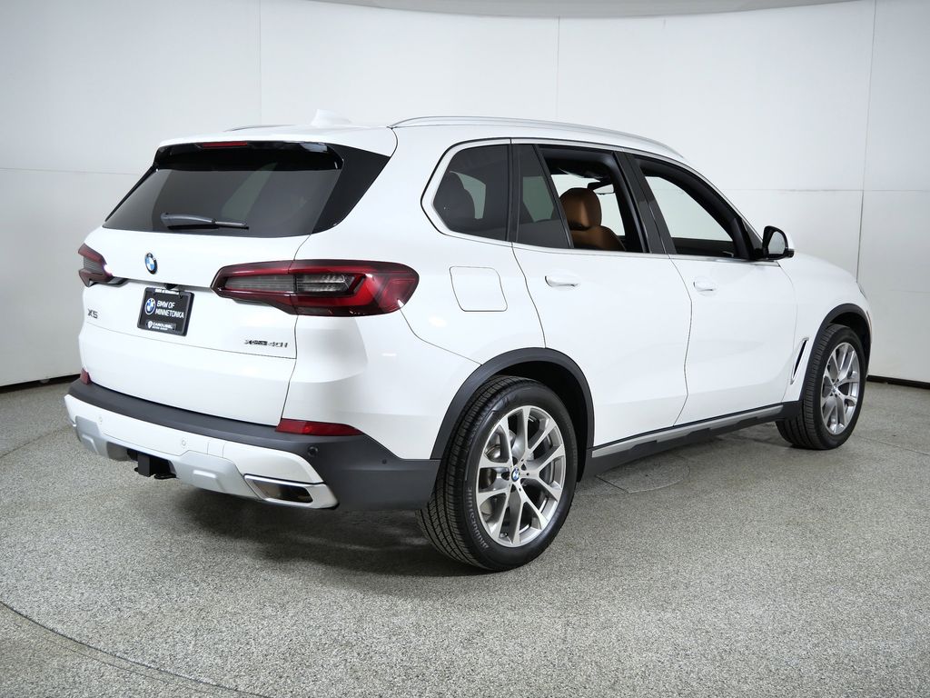 Thumbnail: 2023 BMW X5 - 11
