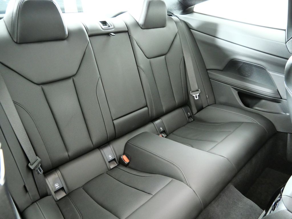 Thumbnail: 2025 BMW 4 Series - 25